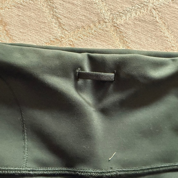 Lululemon Wunder Train high rise short - Picture 5 of 6